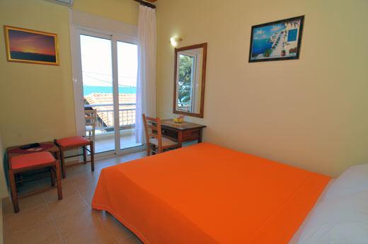 Sikoudis Gorgona Beach Szkála Rahoníu Kültér fotó